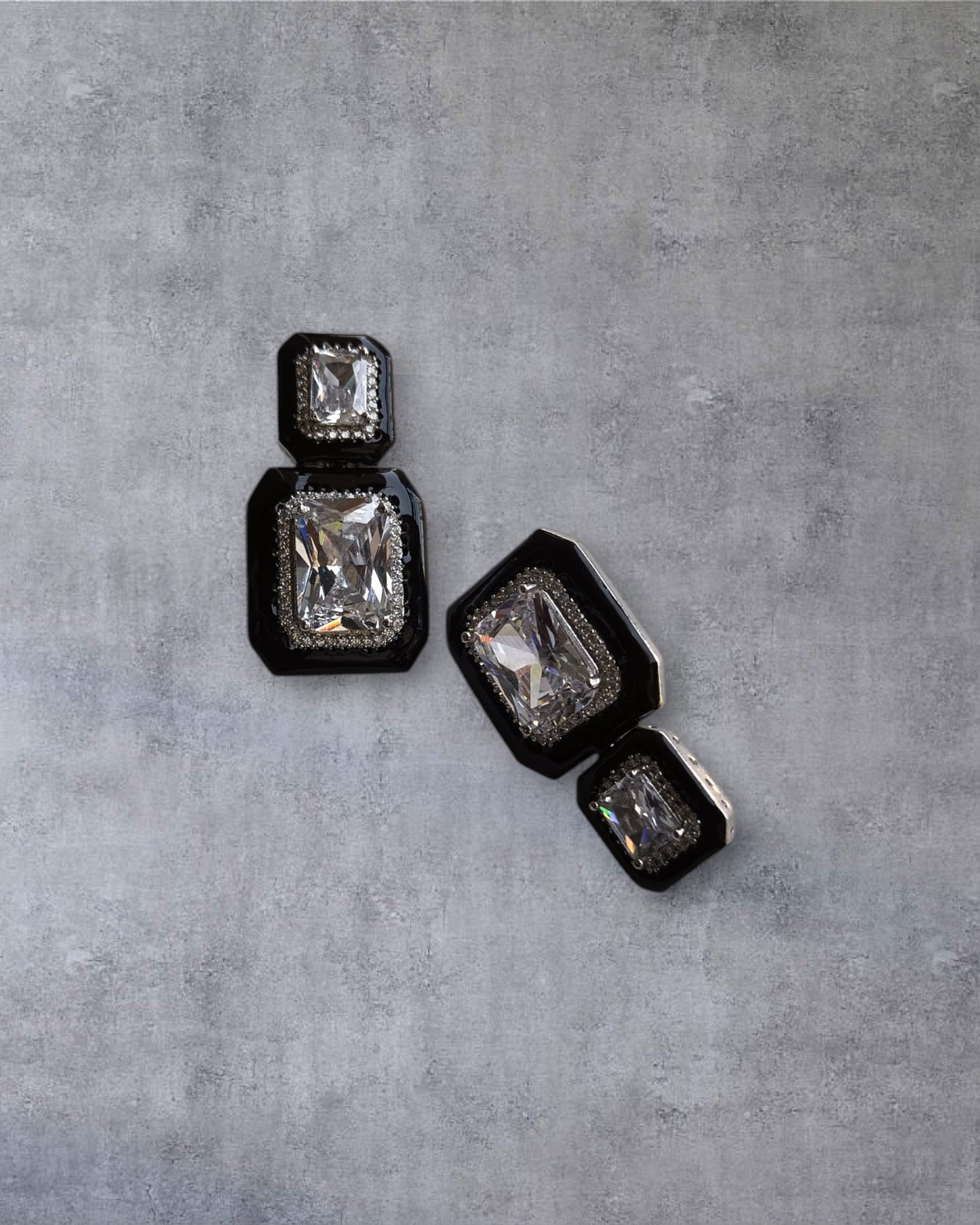 BLACK AVNI ZIRCONIA DROP