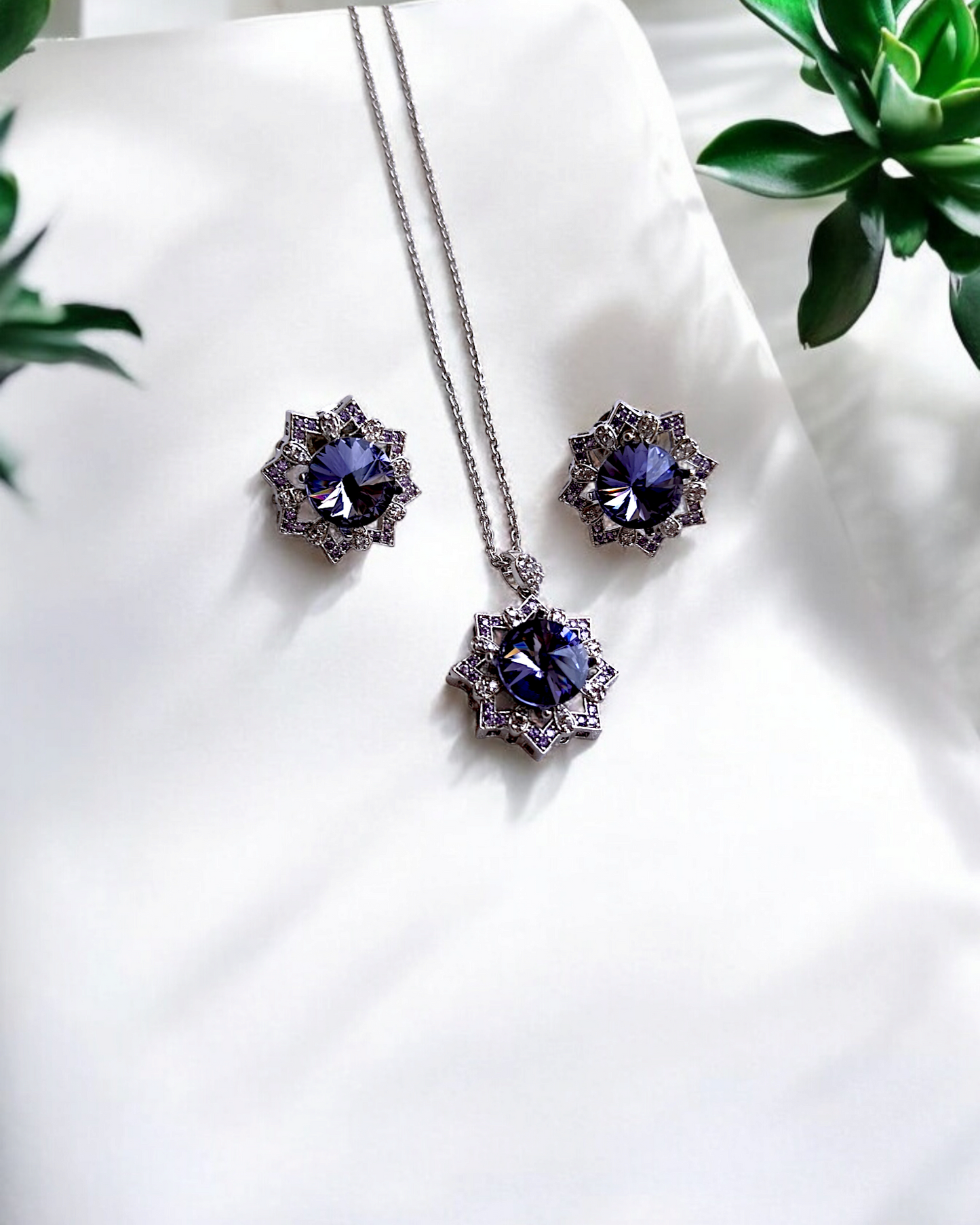 SILVER KIARA ZIRCONIA PENDENT SET