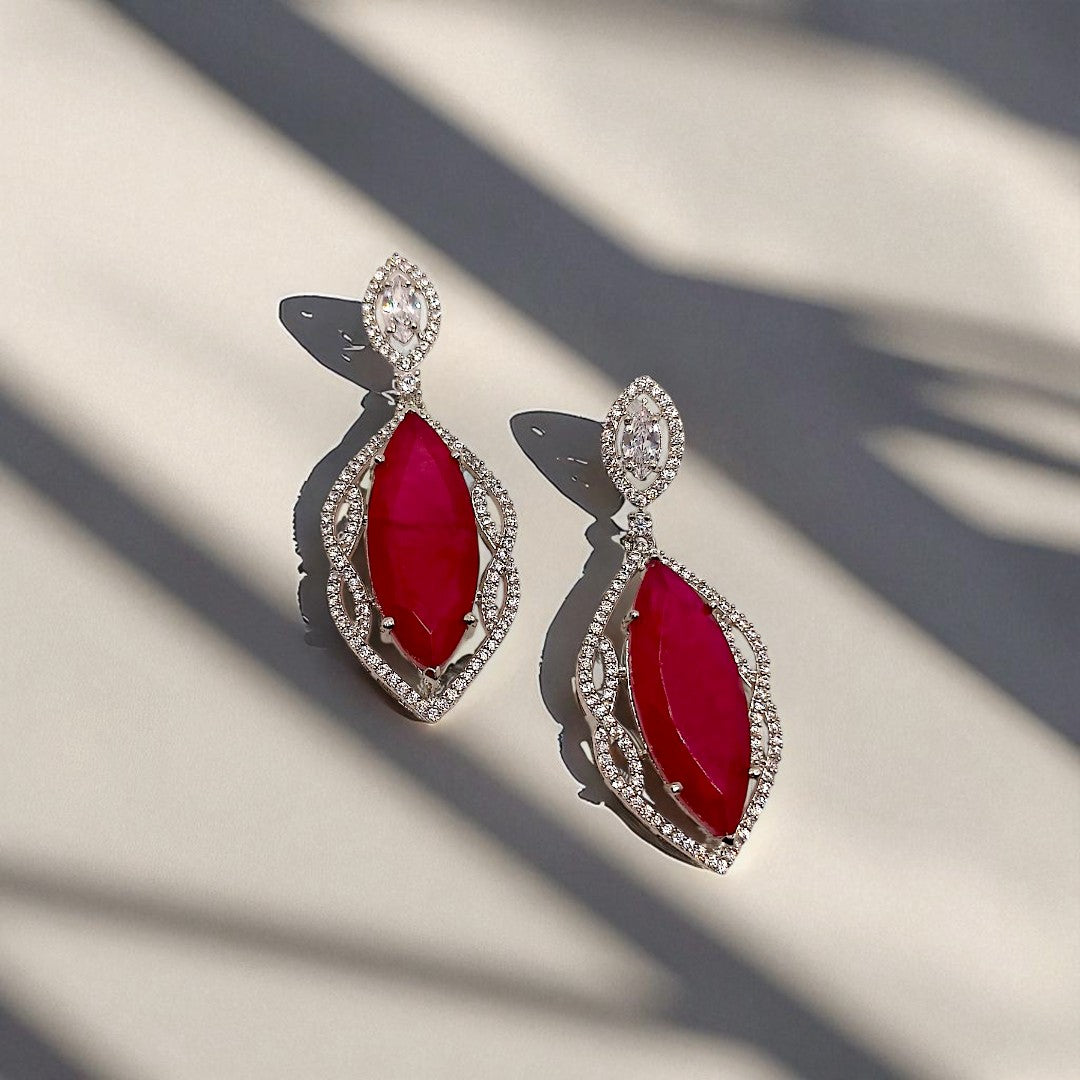 ZIVA DOUBLET STONE DANGLER