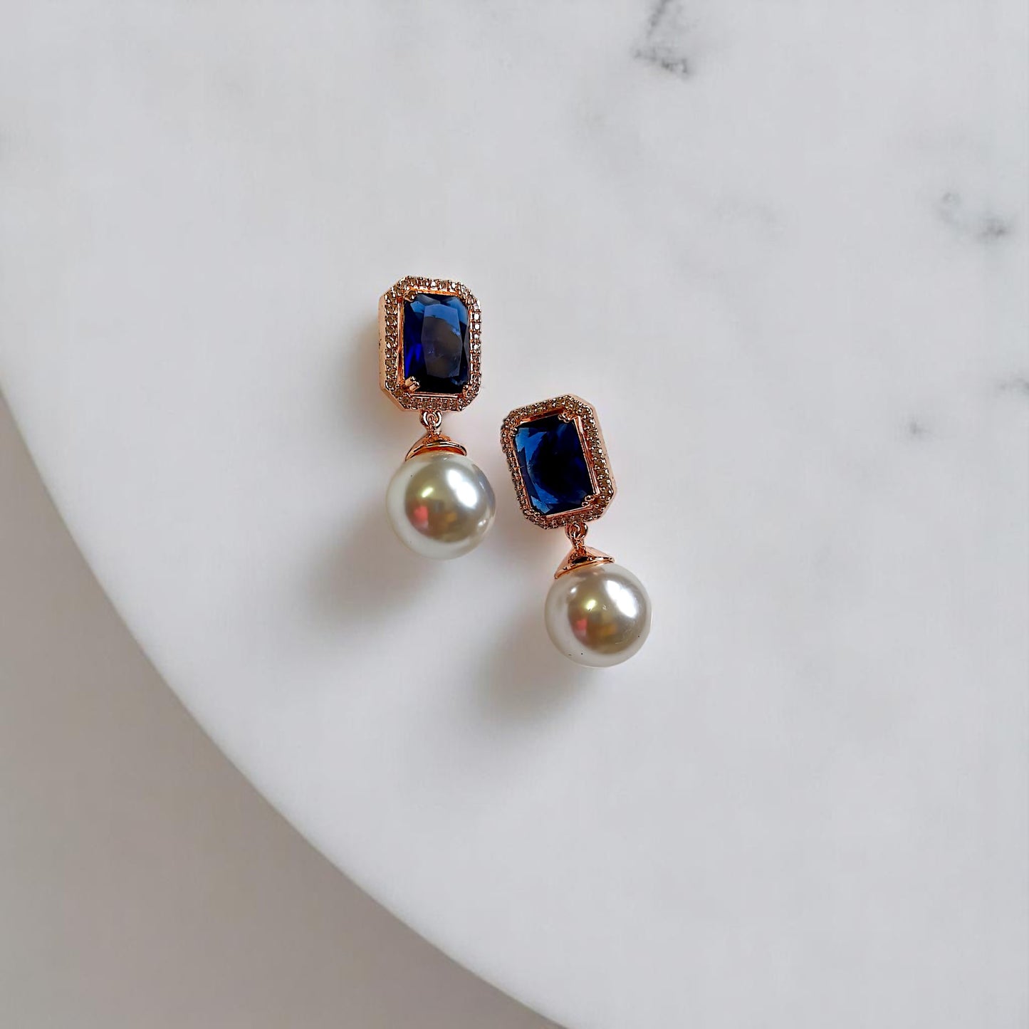 BLUE AVNI PEARL DROP