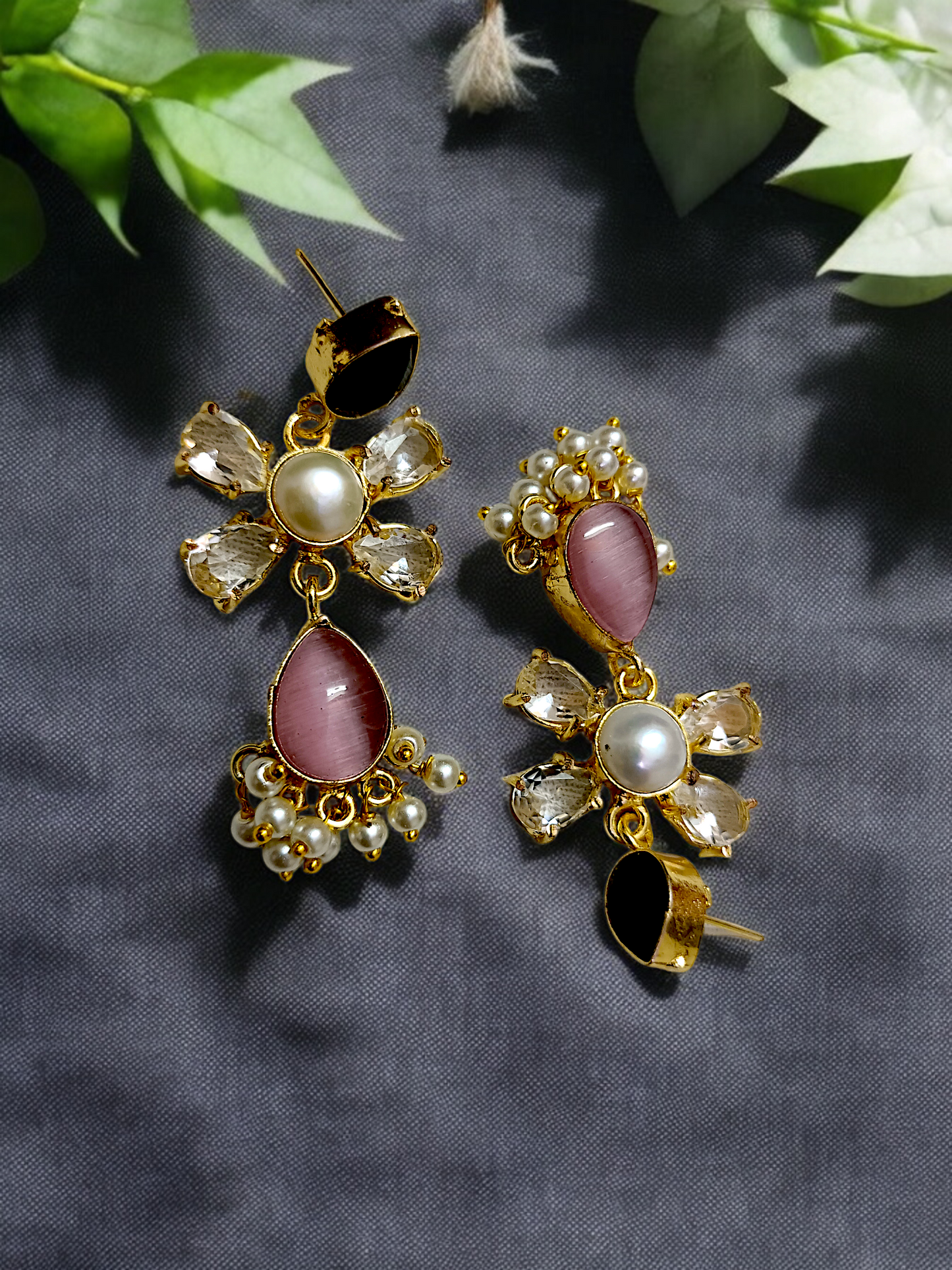 CZ TWILIGHT PEARL DANGLER