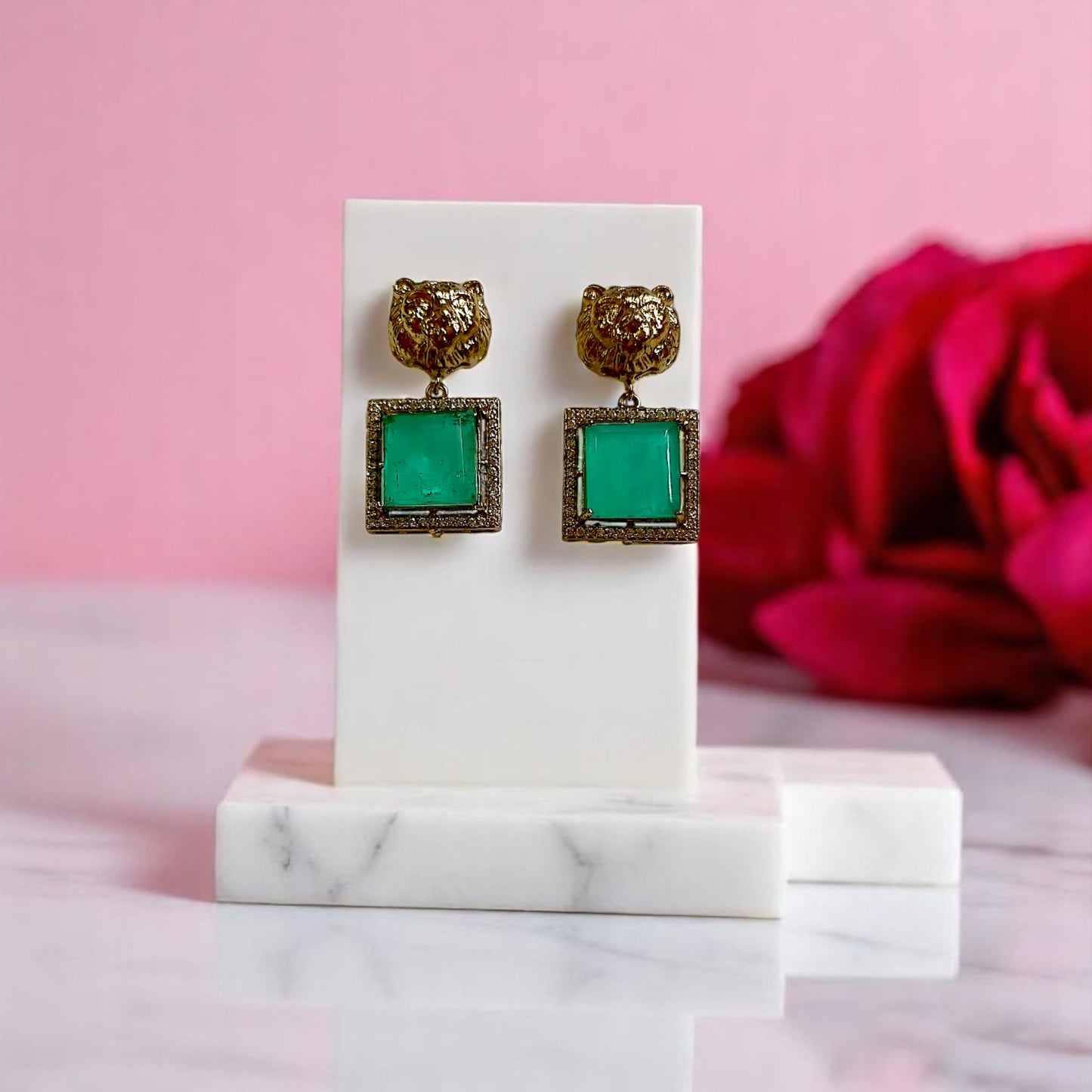 ZAINA LUXE DOUBLET STONE DANGLER