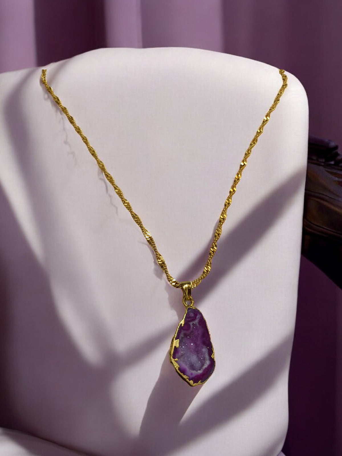 MYSTIC PURPLE STONE PENDENT