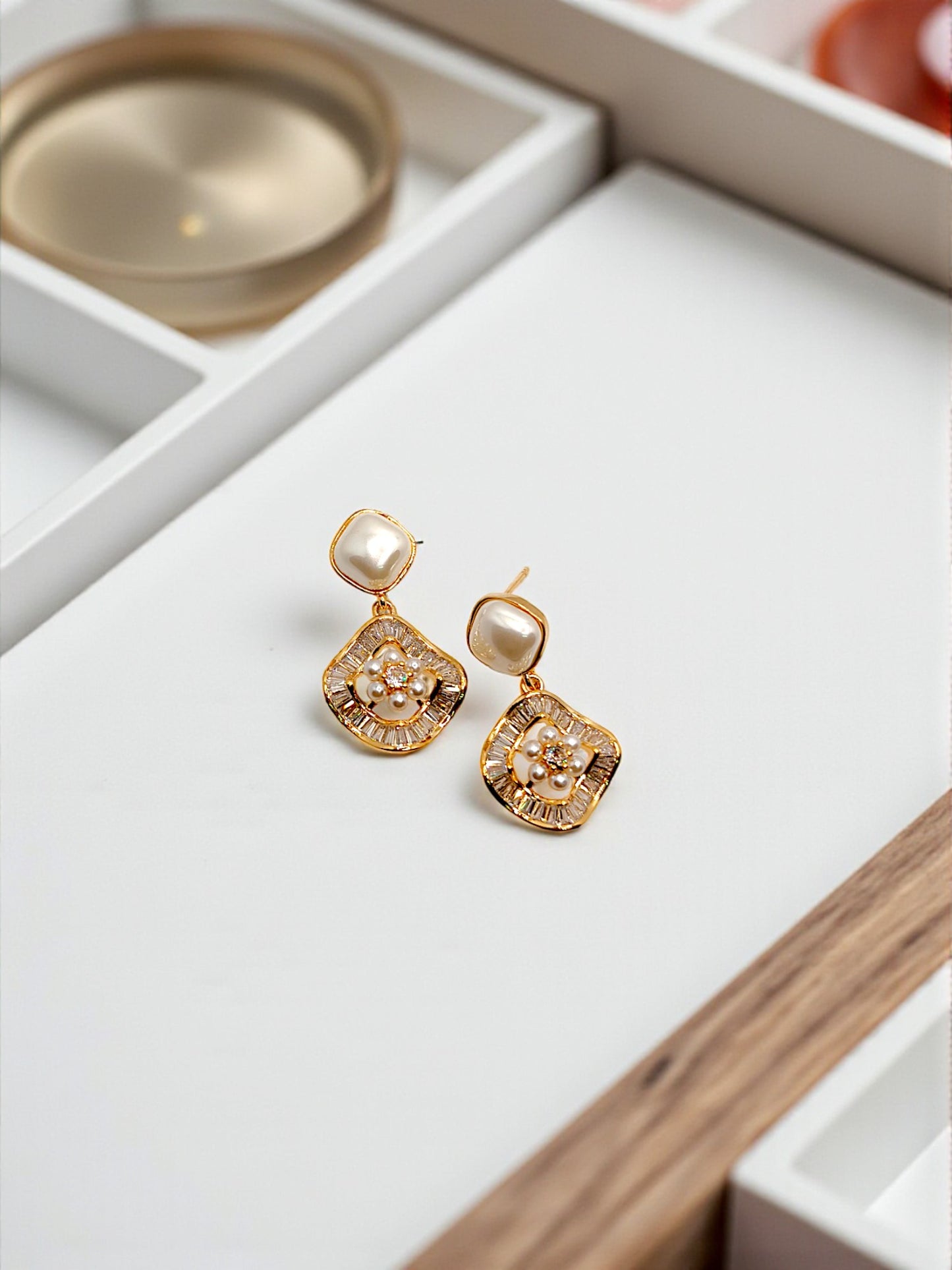 FLOWER  PEARL EARRINGS