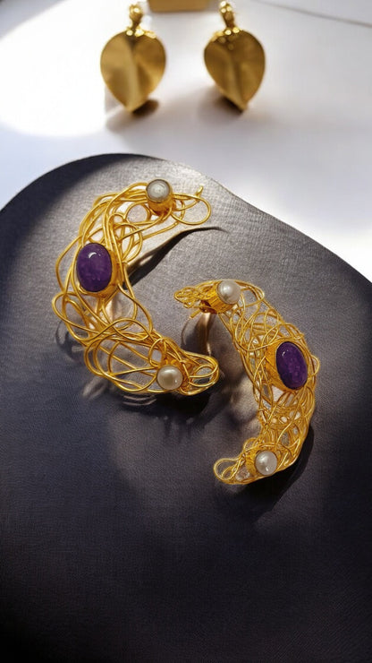 NESTLED GRACE STUDS