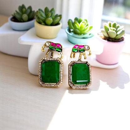 TANVIKA LUXE DOUBLET STONE DANGLER