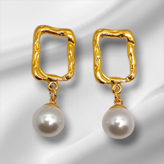 SQUARE PEARL EARRINGS