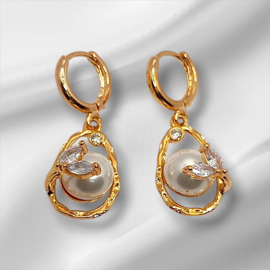 GOLD  PEARL DROP EARRINGS