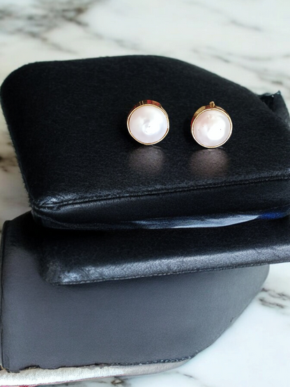 CLASSIC PEARL STUD