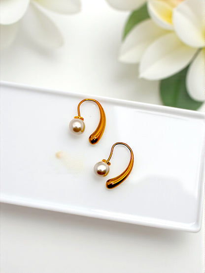 PEARL WATERDROP EARRINGS