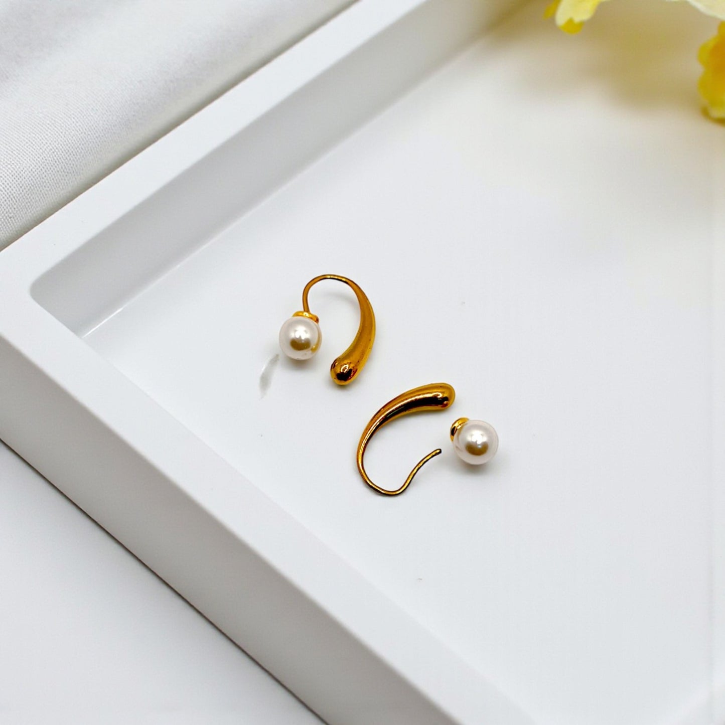 PEARL WATERDROP EARRINGS